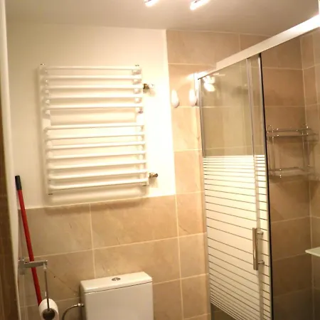 Bermudy 2 Apartmán Svinoústí